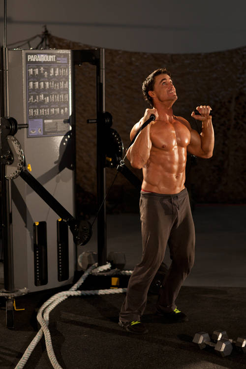 Alternating Cable Shoulder Press