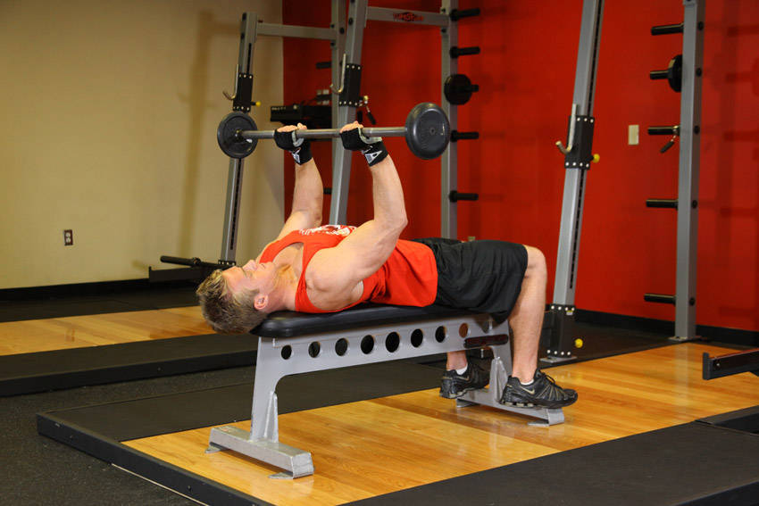 Bent-Arm Barbell Pullover variant 2