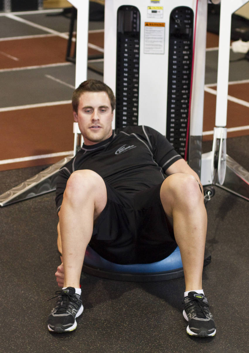 Bosu Ball Cable Crunch With Side Bends variant 2