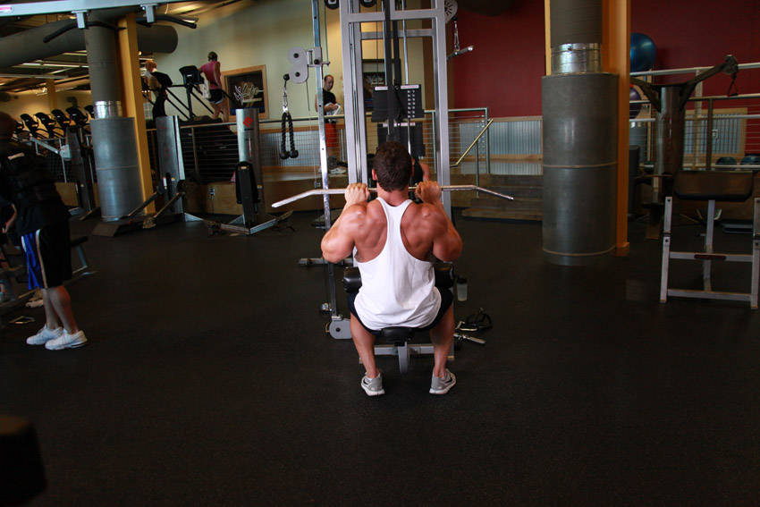 Close-Grip Front Lat Pulldown variant 2