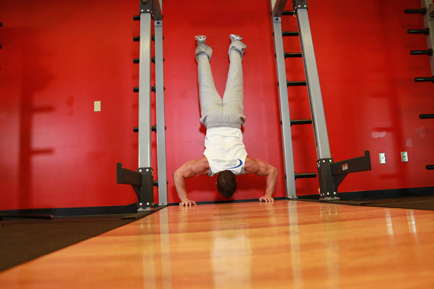 Handstand Push-Ups variant 2