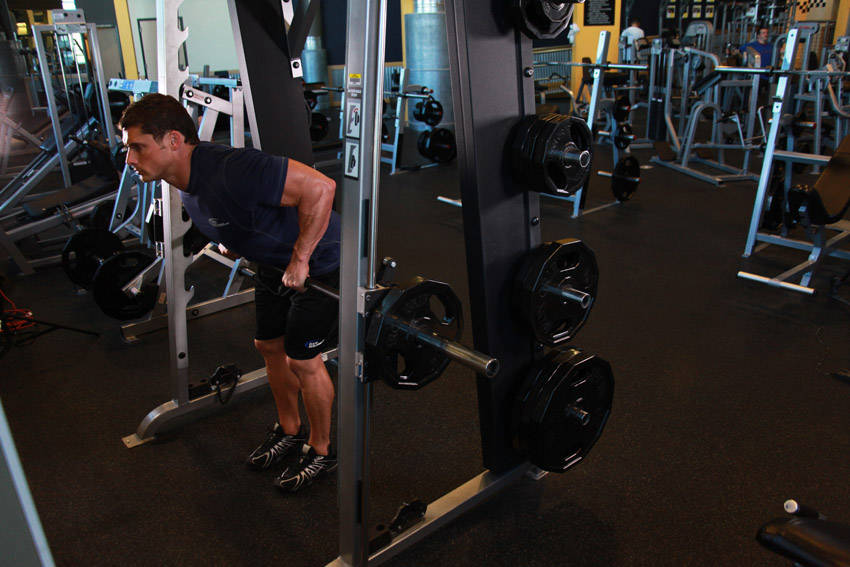 Smith Machine Bent Over Row variant 2