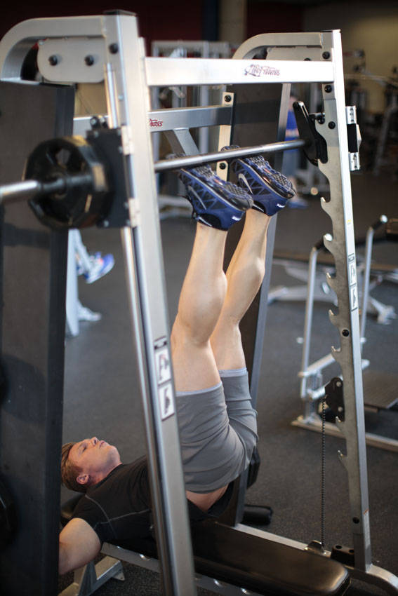 Smith Machine Hip Raise variant 2