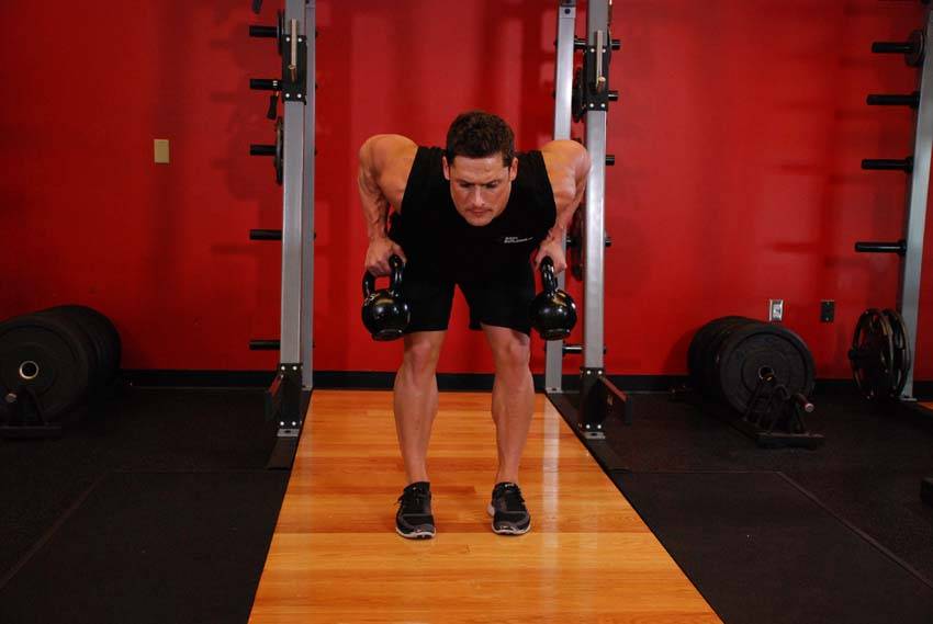 Two-Arm Kettlebell Row variant 2